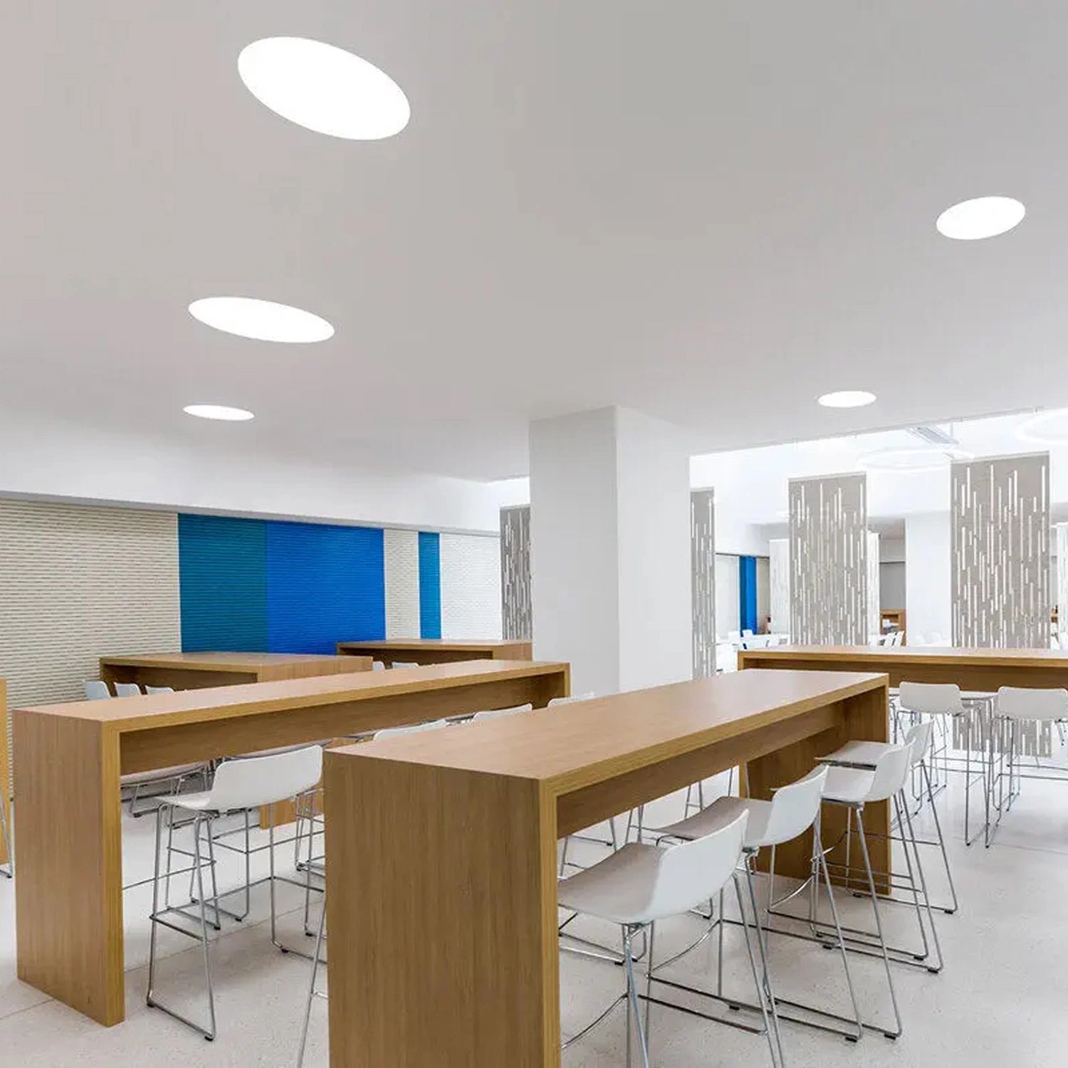 Ultra-thin and lightweight 