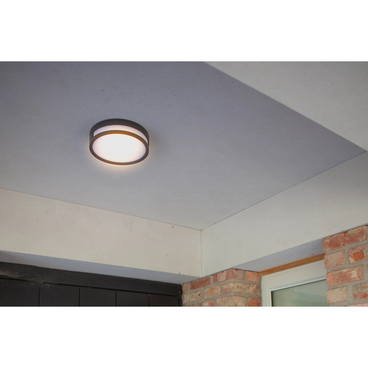 Contemporary lighting touch