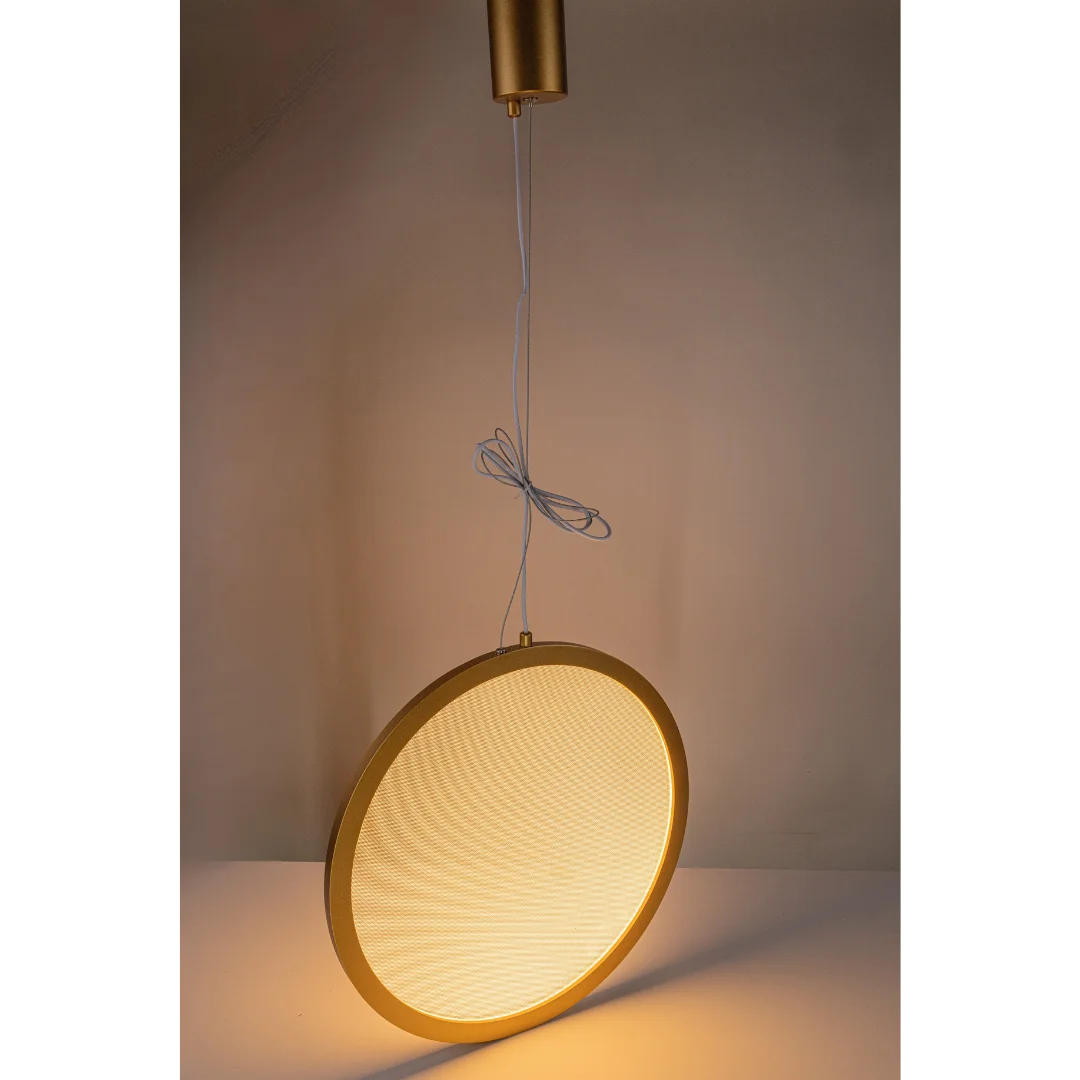 إضاءة معلقة ليد (BR4887) – إنارة ديكورية بتصميم أنيق، وضوح ألوان عالٍ CRI >90، مع ناشر ضوئي شفاف – متوفرة باللون الأسود والذهبي