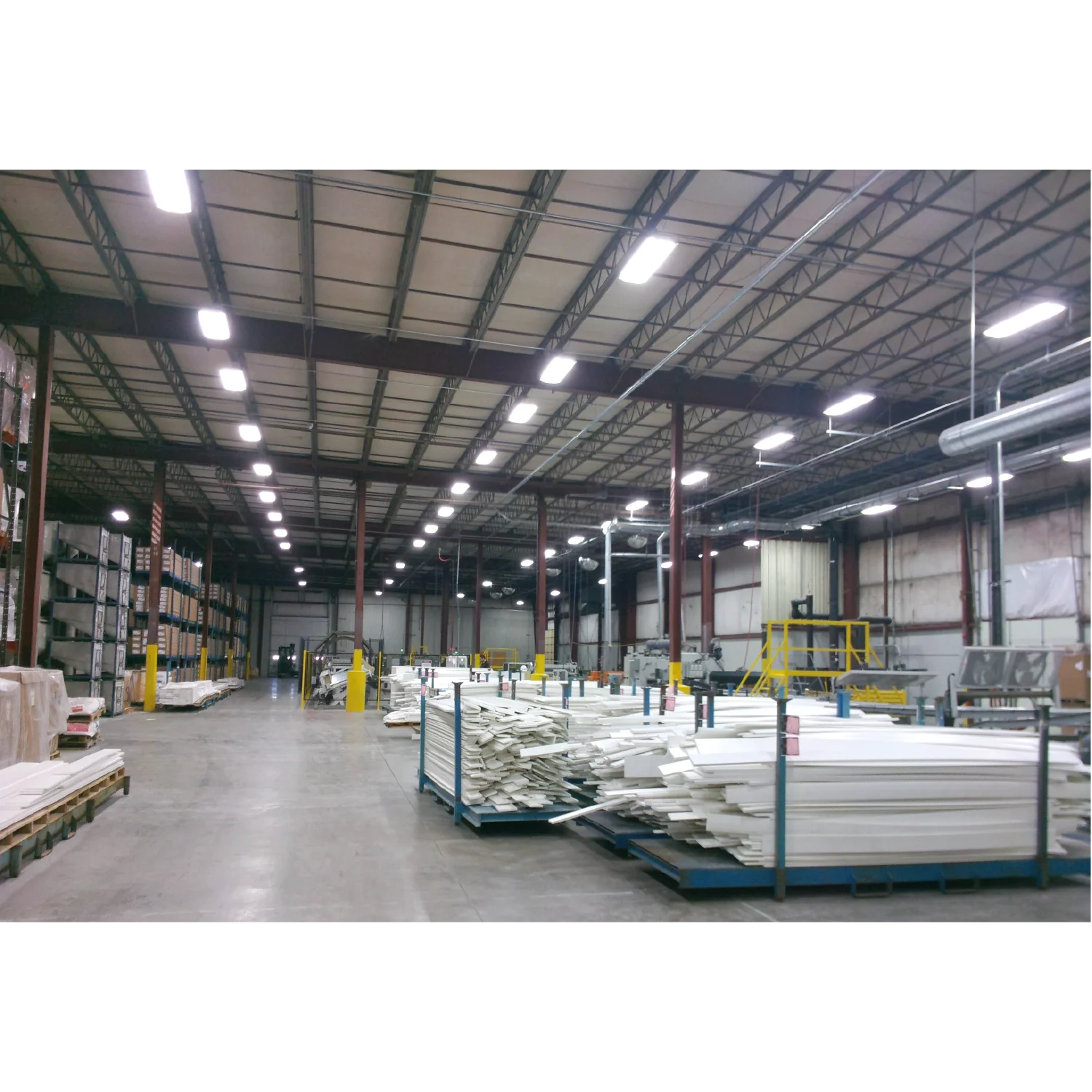 إنارة معلقة من الترالايت 200 واط - قابل للتخفيت - مقاوم للماء (BR6055)