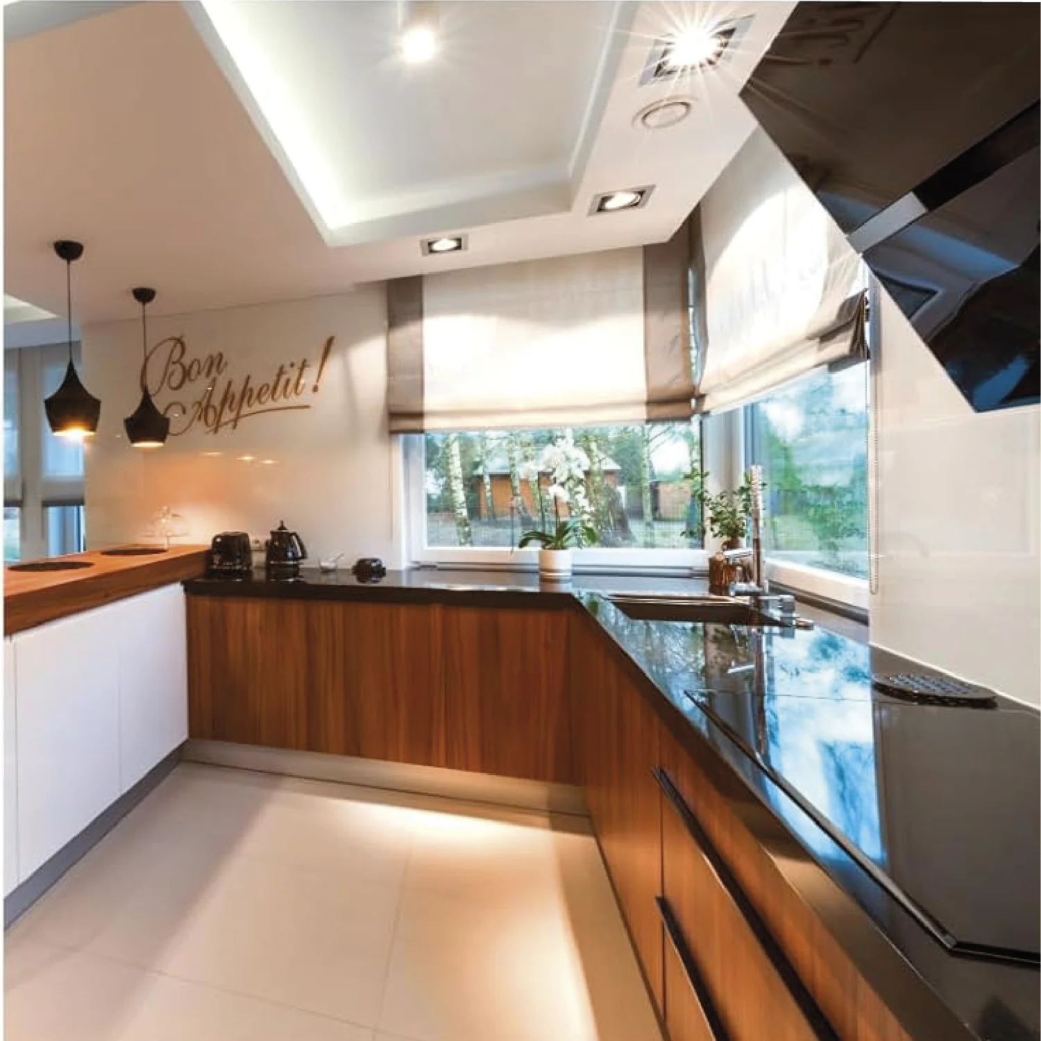 لمبة ليد داخلية عالية الأداء من الترالايت 20 واط 12V (UTL1500S)