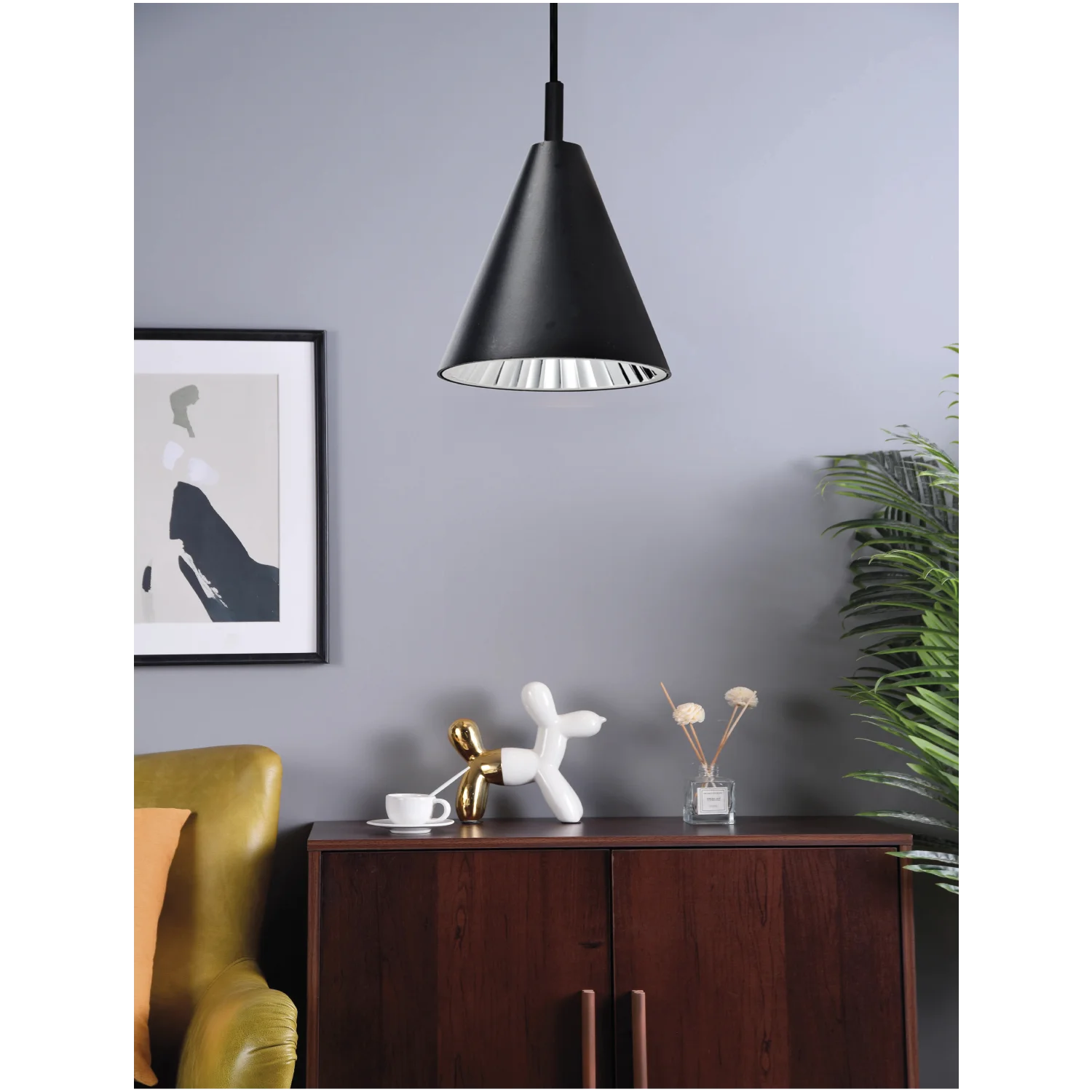 إنارة معلقة مخروطية داخلية من الترالايت (BR6021)