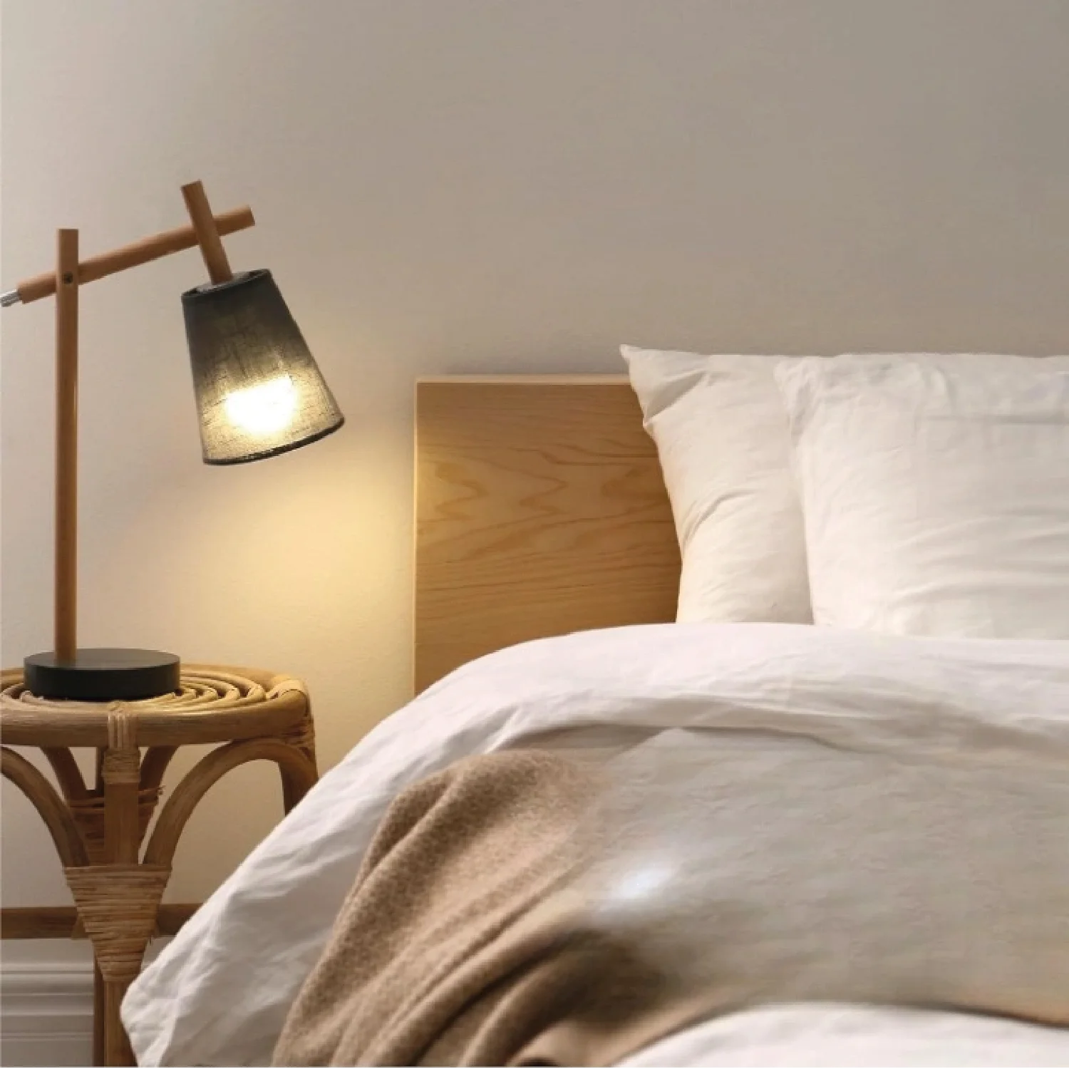 لمبة ليد الترالايت 19 واط وقاعدة E27 ذات كفائة وإضاءة عالية (UTL-A2452ST)