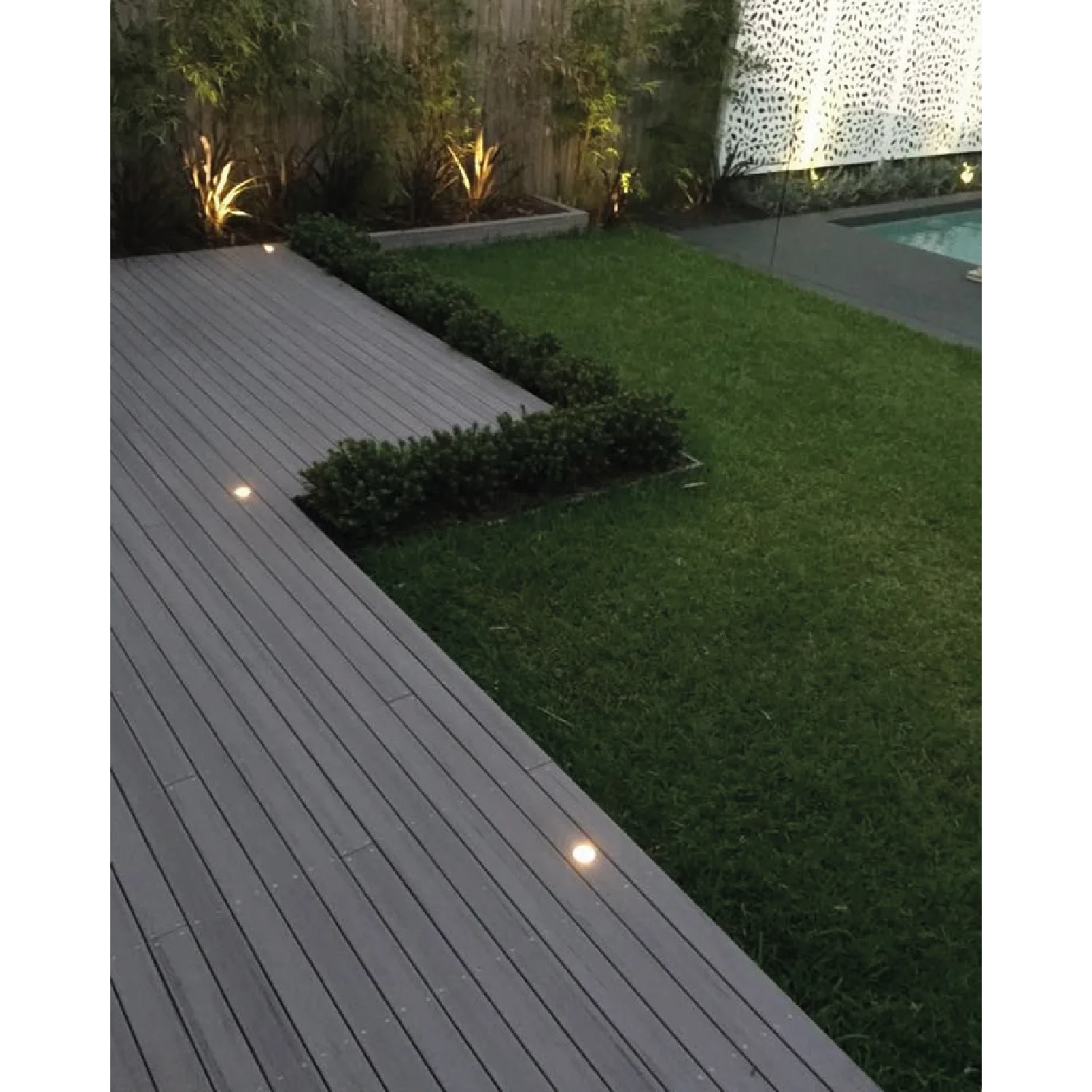 Ultralight LED Inground Light – 2W Waterproof & Glare-Free Outdoor Fixture (UD2010)