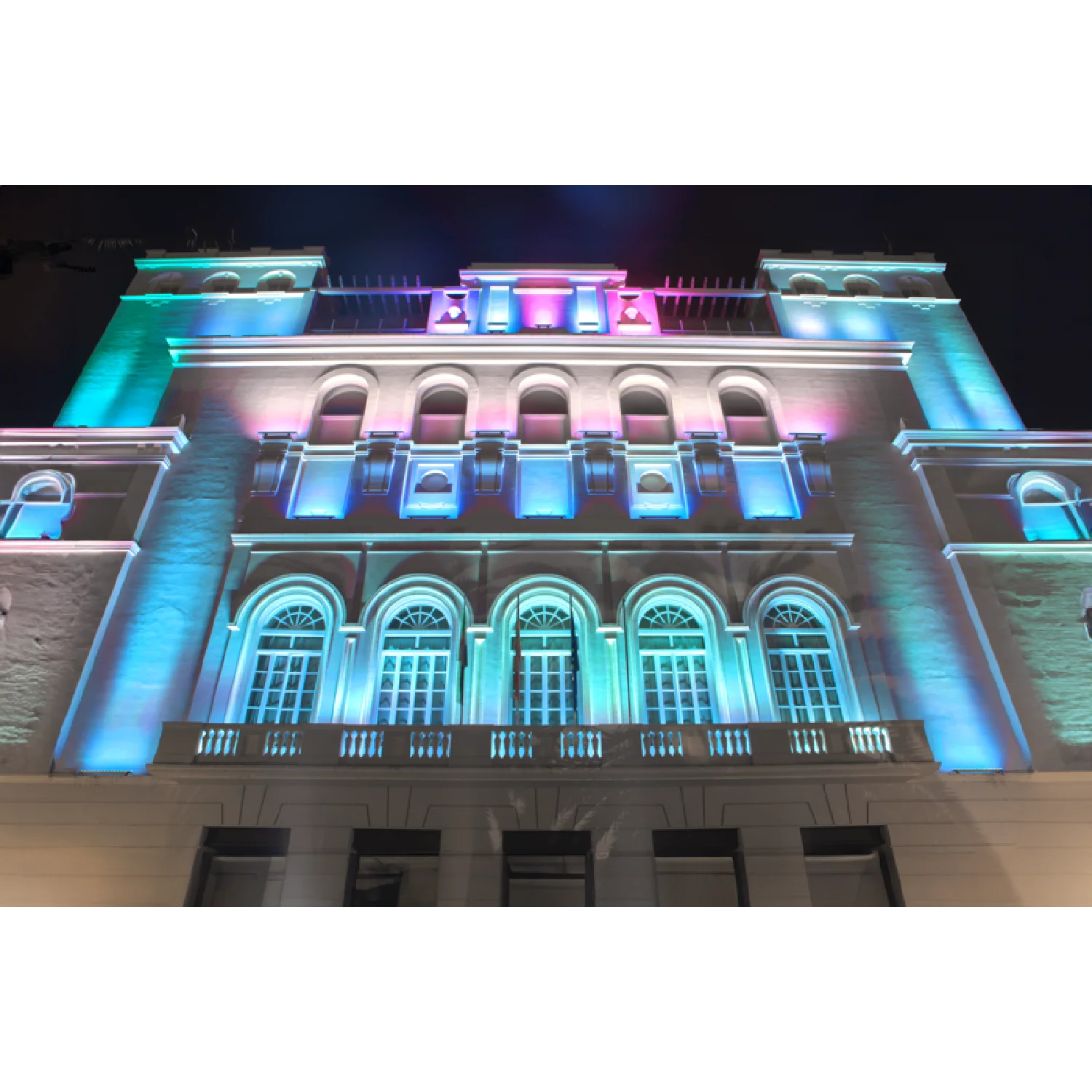 إضاءة وال وشر خطية 1 متر مقاوم للماء IP65 (YL6718)