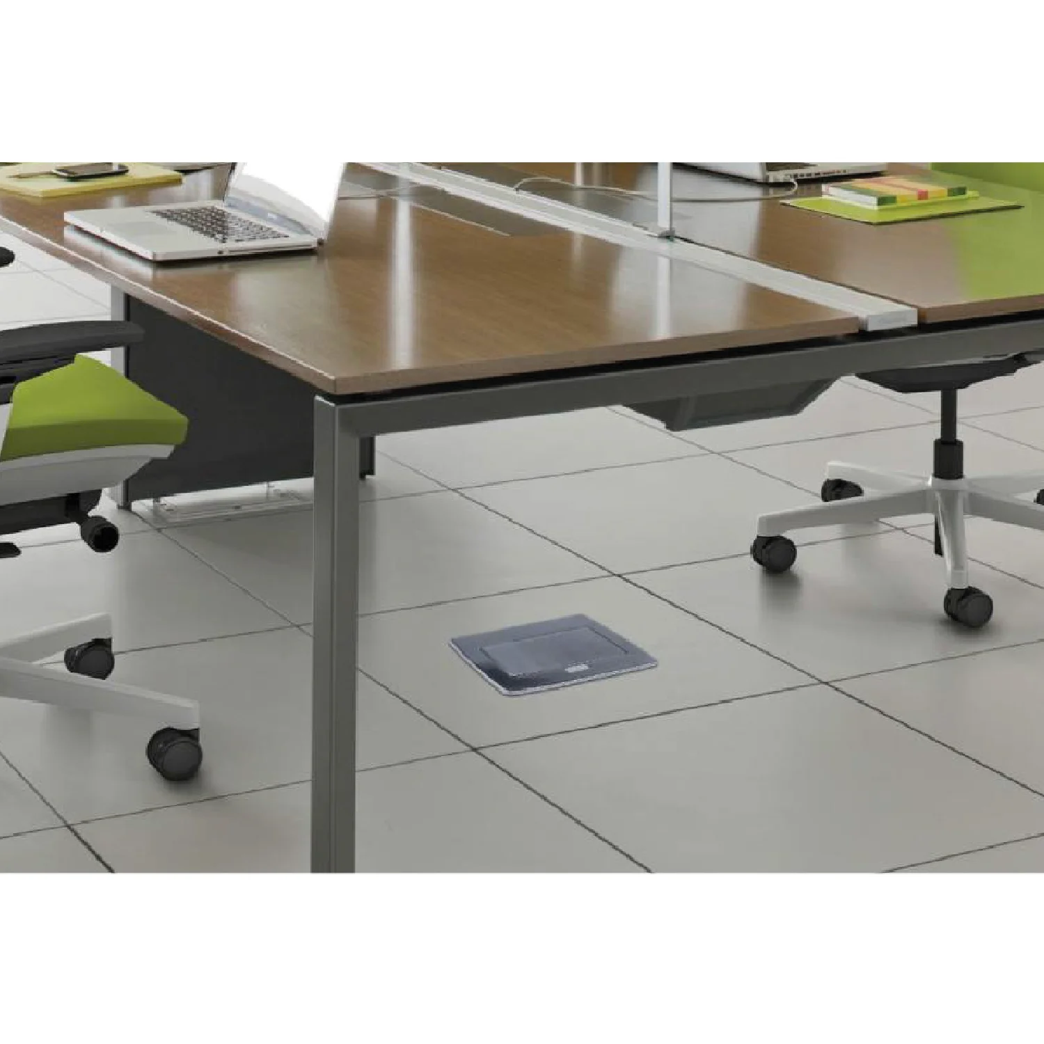 Ultralight Floor Box (FS861)