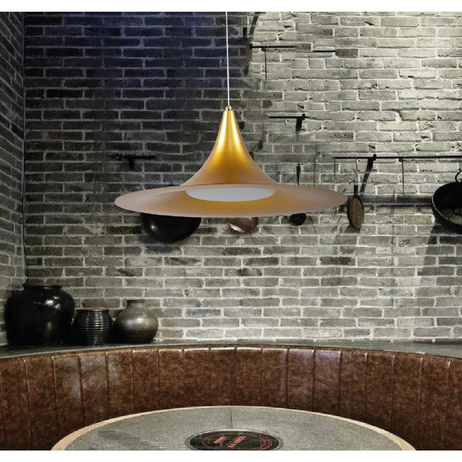 مصباح ليد معلق من الترالايت – تصميم أنيق بـ 3 ألوان إضاءة قابلة للتغيير (BR4865)