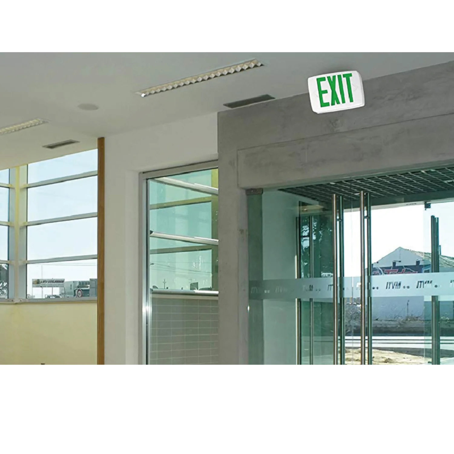 مصباح طوارئ ليد بإشارة خروج من الترا لايت – 2 واط، ضوء أخضر مع بطارية احتياطية وضمان 3 سنوات (CR‑7024AR)