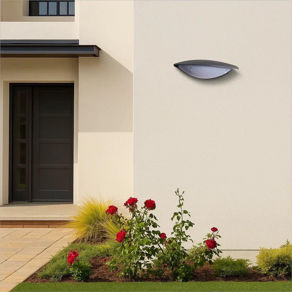 Modern Outdoor Wall Light 12W IP54 (JW182A) – Daylight LED – energy-efficient lighting