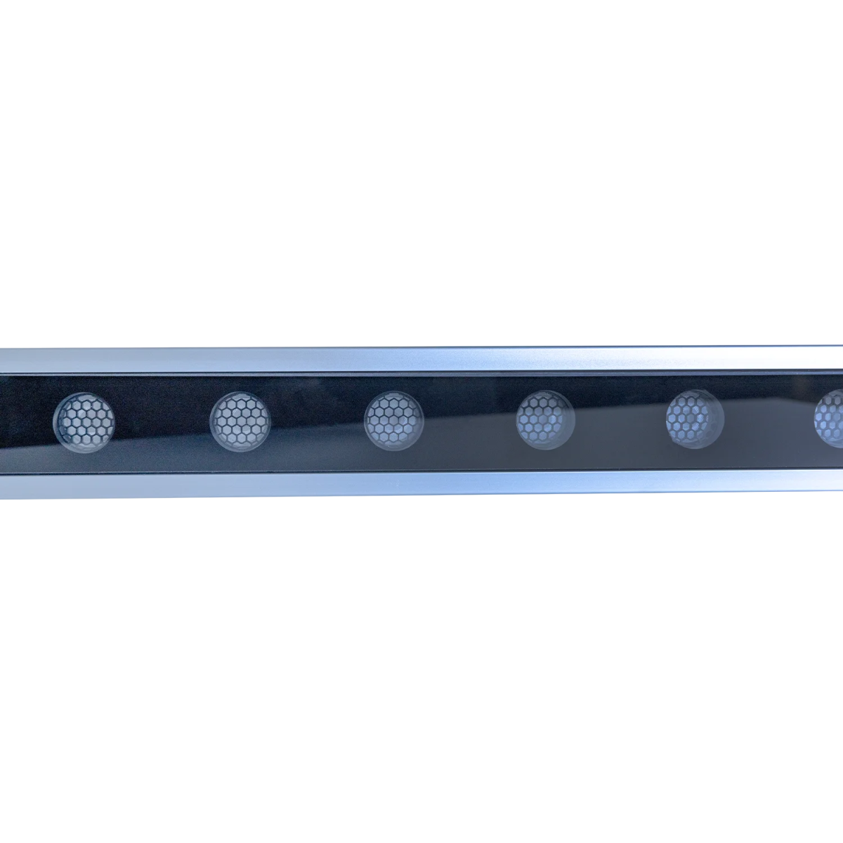 كشاف الترالايت جداري خارجي (YL6706F) – إضاءة حائط ضد الماء 36 واط بعدسات OSRAM