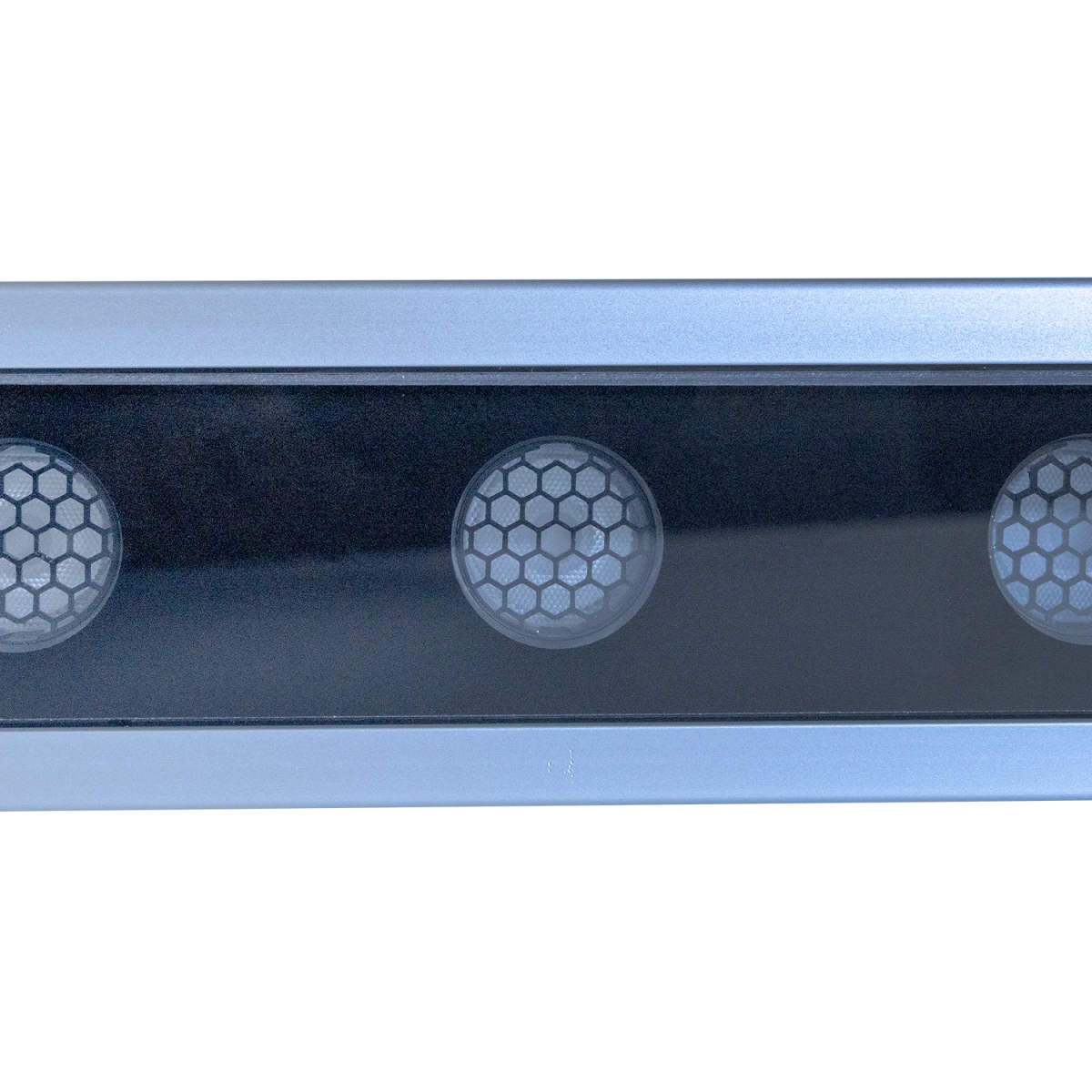 كشاف الترالايت جداري خارجي (YL6706F) – إضاءة حائط ضد الماء 36 واط بعدسات OSRAM