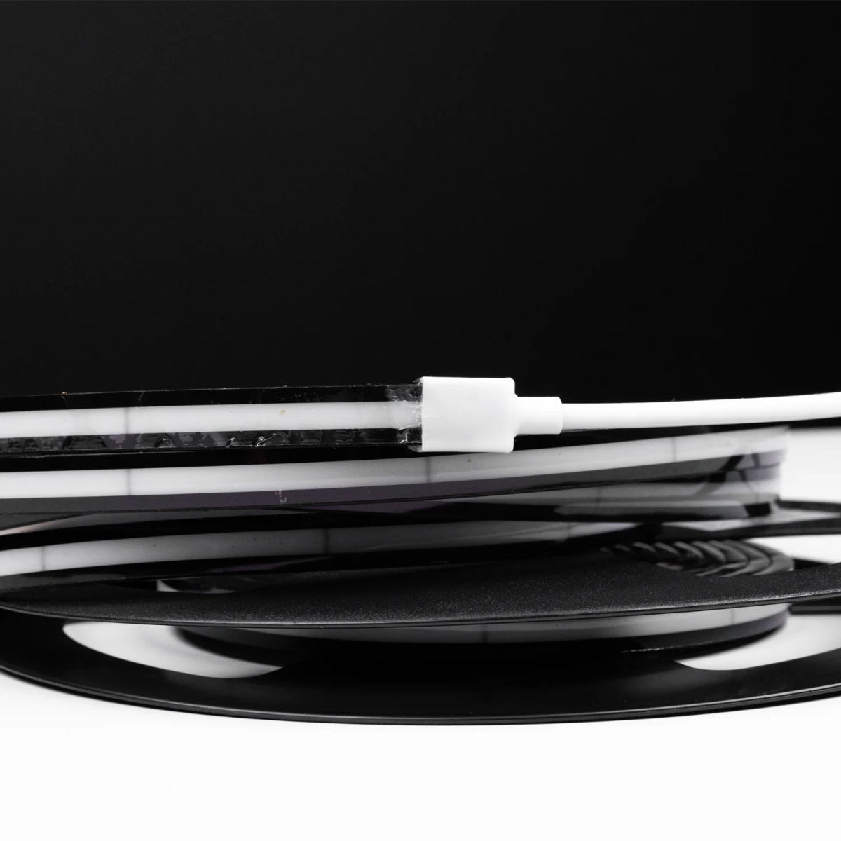 شريط ليد 5 متر COB مقاوم للماء IP65 من الترالايت – إضاءة احترافية خارجية (COB-480P)