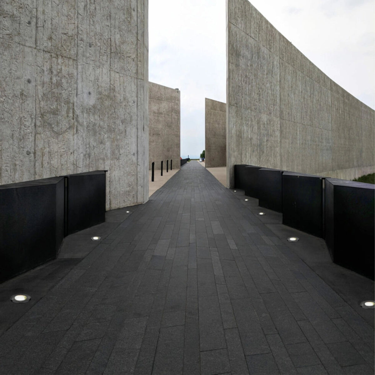 الترا لايت إنارة أرضية غاطسة (BR7713)