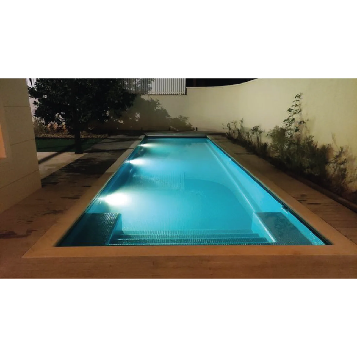 كشاف Ultra Light تحت الماء LED (BD8501) - إضاءة خارجية مقاومة للماء بقوة 6 واط