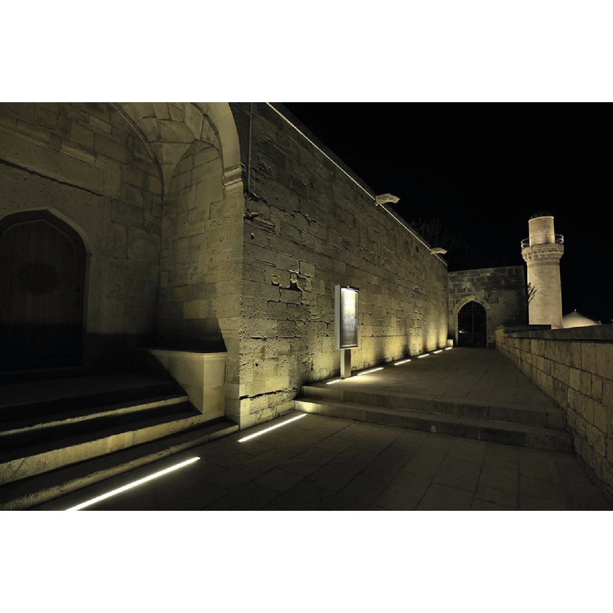 مسطرة ليد دفن خارجي الترالايت IP67 (BD9007)