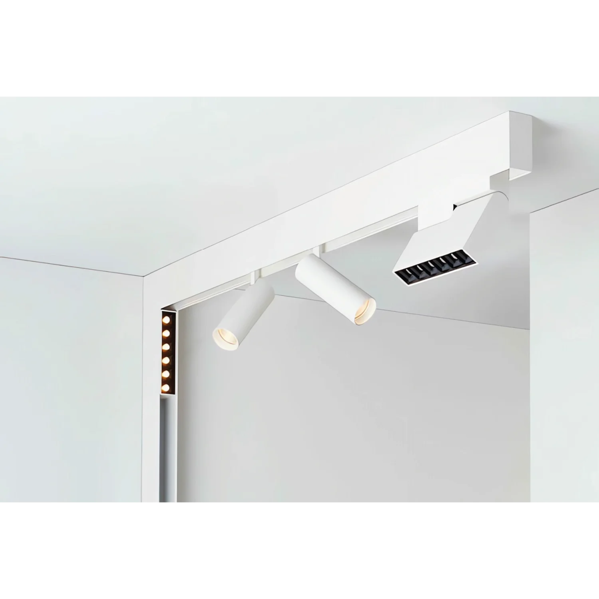 نجف ليد ممغنط 35 ملم أبيض (BT-Family)