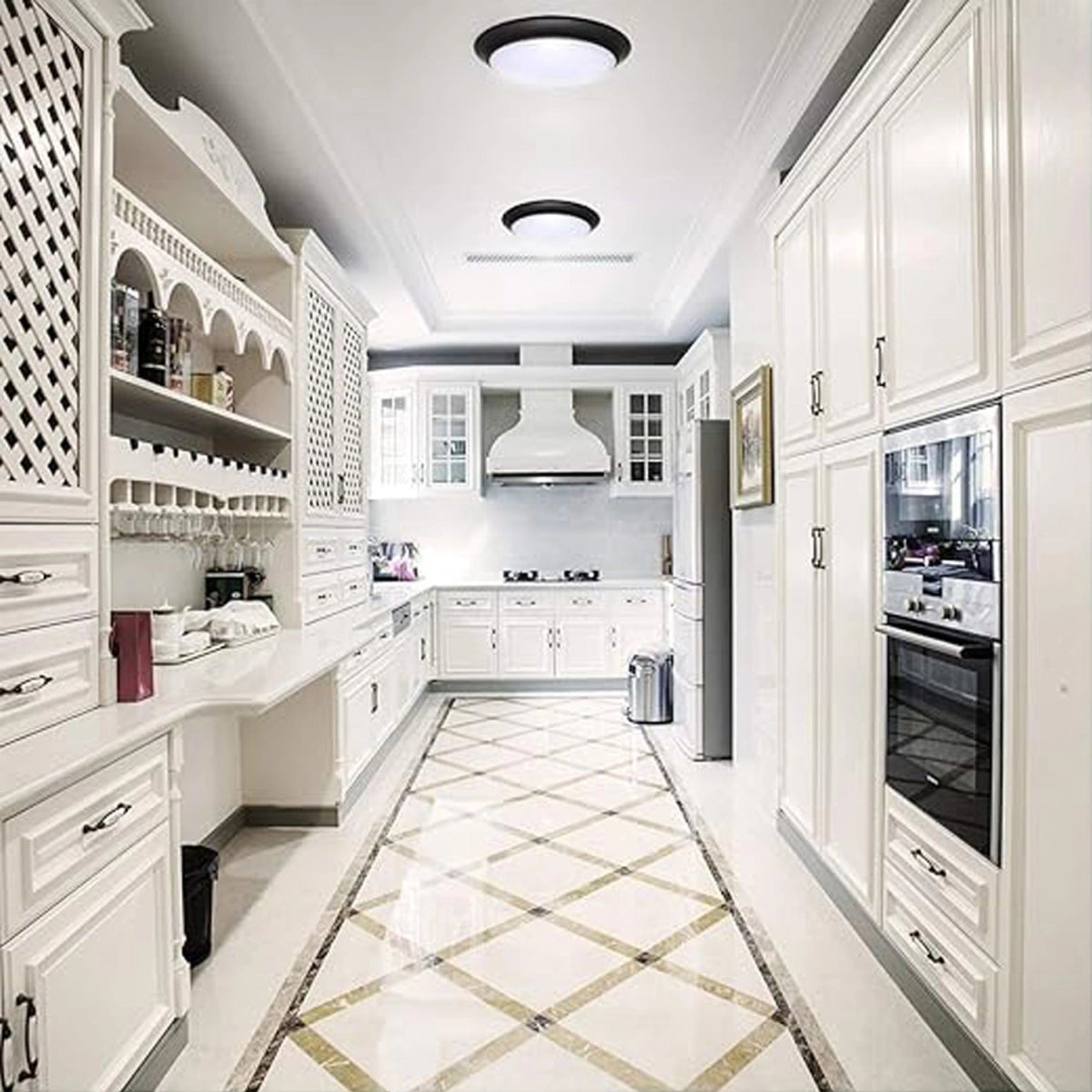 Versatile lighting solution