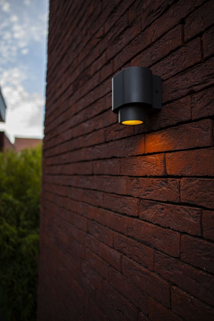 WALL LIGHT FRAME (WL-ODL-1118) – Outdoor Downward Aluminum Light Frame with Clear Glass, GU10 Base, IP54 Rated