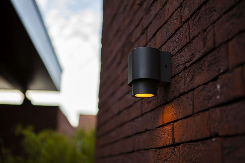 WALL LIGHT FRAME (WL-ODL-1118) – Outdoor Downward Aluminum Light Frame with Clear Glass, GU10 Base, IP54 Rated